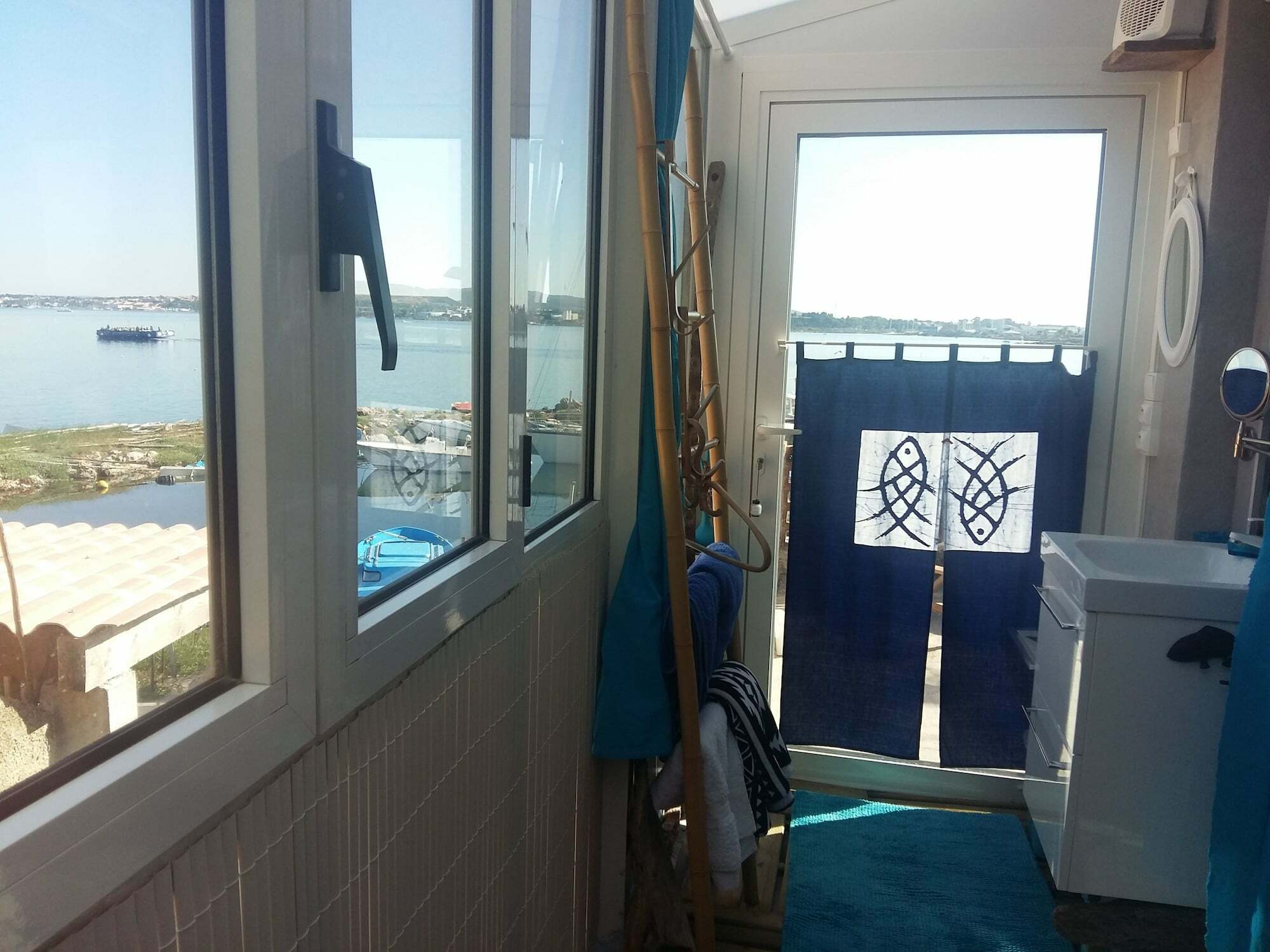 La Cabane D'Isa Sete Bagian luar foto
