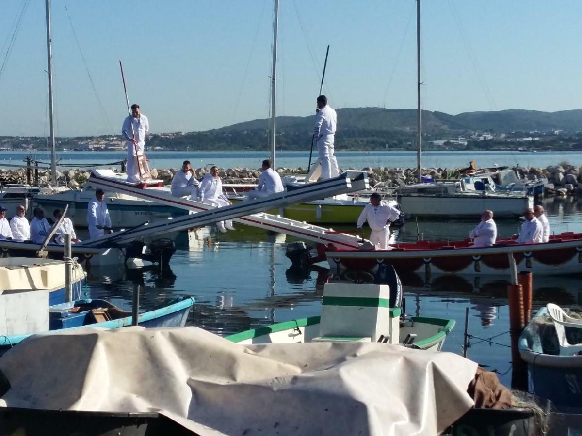 La Cabane D'Isa Sete Bagian luar foto
